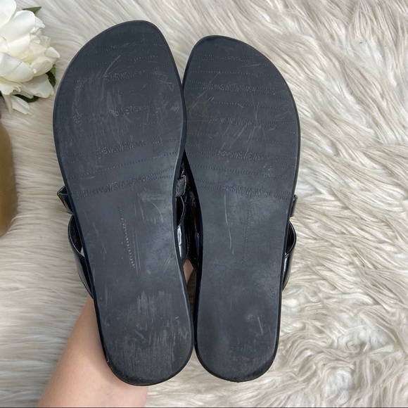 Stuart Weitzman Black Patent tortoise shell ring Thong Sandals Sz 7.5 - Picture 8 of 8